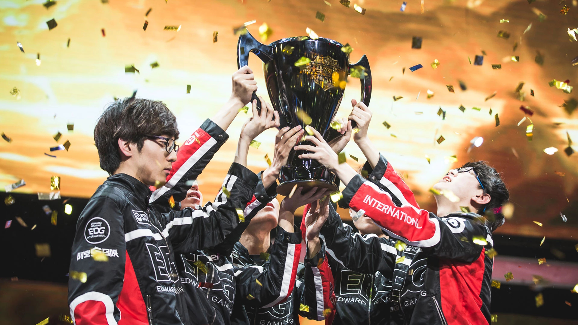 野区经济分配变革：王者荣耀职业赛场迎来“双核时代”